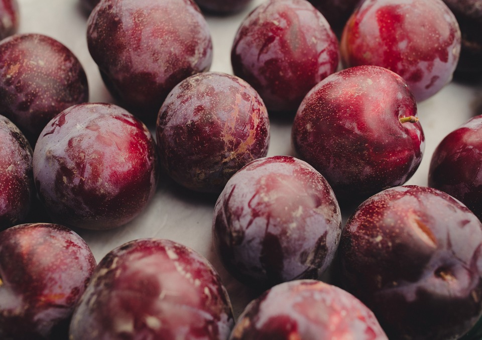 Weight Loss: Try This Easy Jamun Salad This Summer Season To Shed Extra Kilos